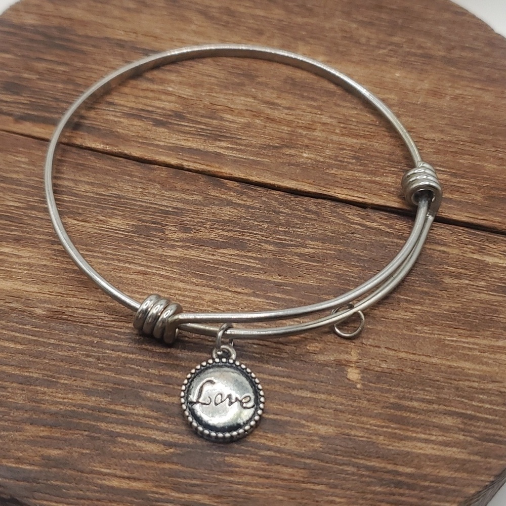 B2419 love charm bracelet
